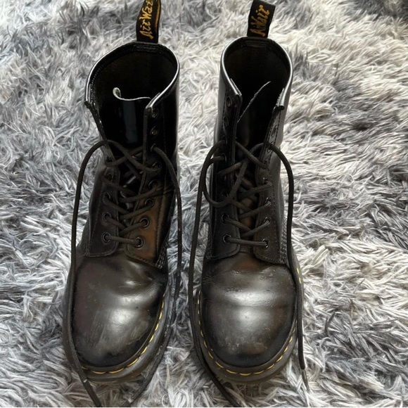Dr. Martens Shoes - Dr Martens air walk boots